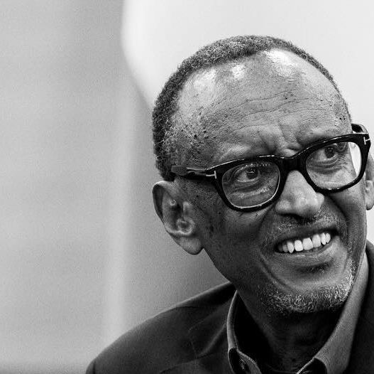 Perezida w' urwanda Kgame Paul