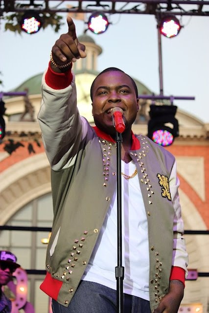 sean kingston is sentenced 3 years and six month in jail after being cought by illegal fraud crimes
