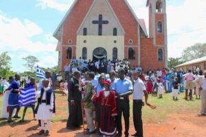 Young man confesses in church to killing his girlfriend, is handed over to police